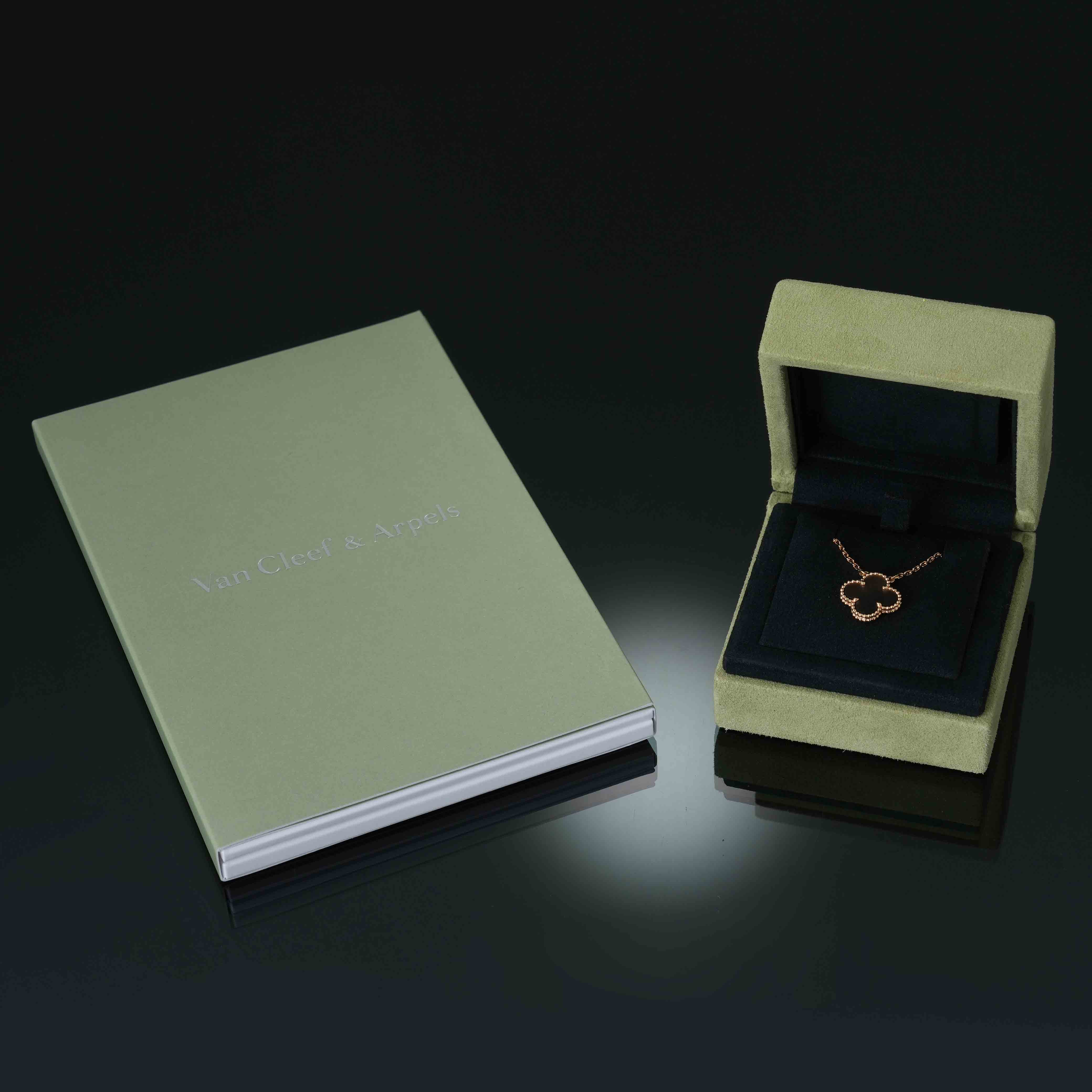 Van Cleef & Arpels(USED)반클리프앤아펠 빈티지 알함브라 펜던트